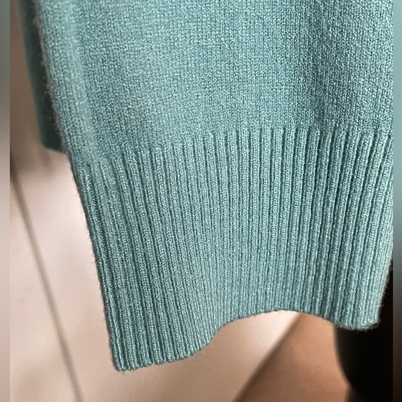 teal XL sweater with metal-look detail. Villa Milano pagoda blue - Picture 6 of 14